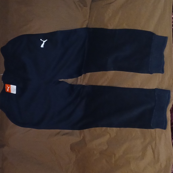 Puma Sweatsuit - Picture 7 of 9